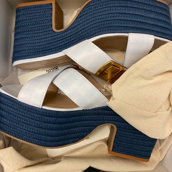 Brand New Jacquemus Platform Sandals ( RARE COLOUR ) - Picture 2 of 5